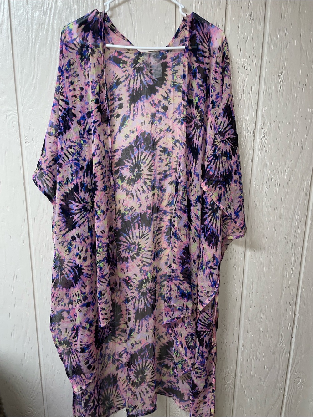 Vibrant Oversized Tie-Dye Relaxed Fit Kimono OSFM Cyn & Luca EUC